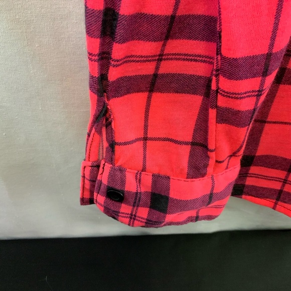 Rue 21 Long Sleeve, Back is Open, New Condition - Picture 6 of 6